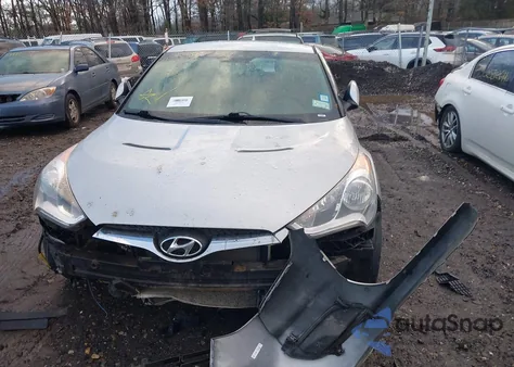 2015 Hyundai Veloster из США, поврежденный, VIN KMHTC6AD2FU245162